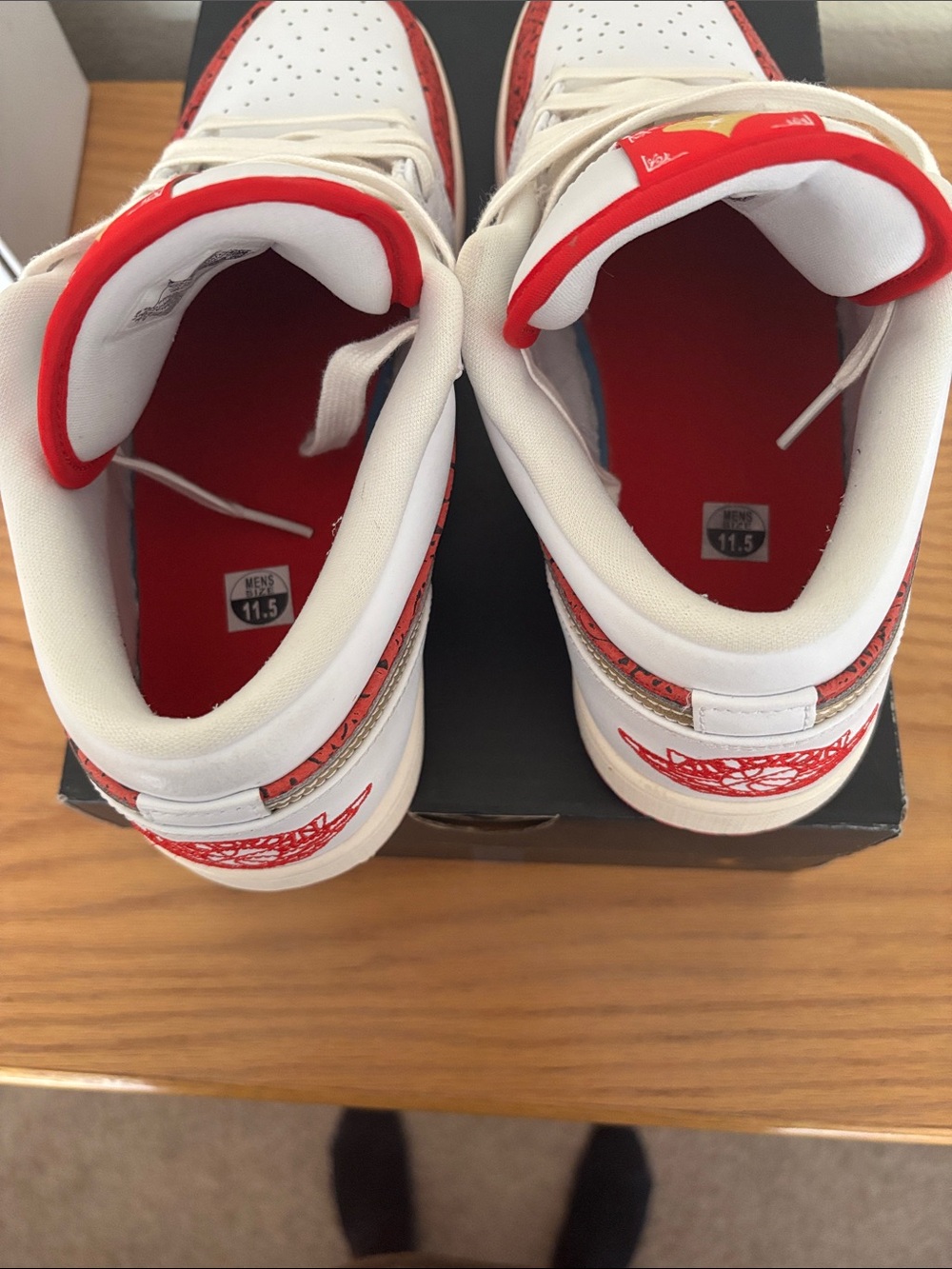 Jordan 1s King&Queen - Picture 6 of 7